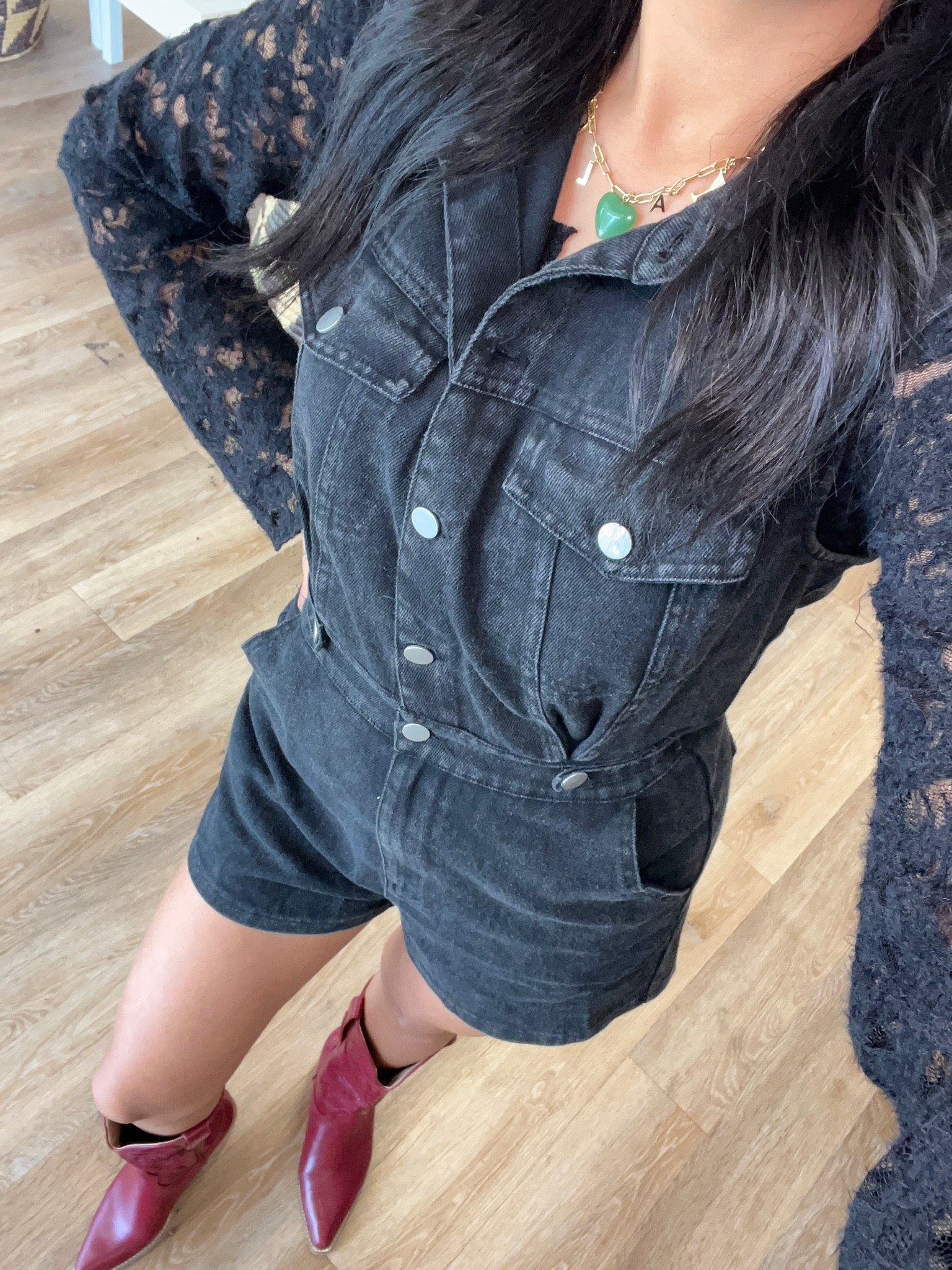 All black fall fit inspo, would be super cute for a country concert! 

#LTKSeasonal #LTKStyleTip #LTKFindsUnder100