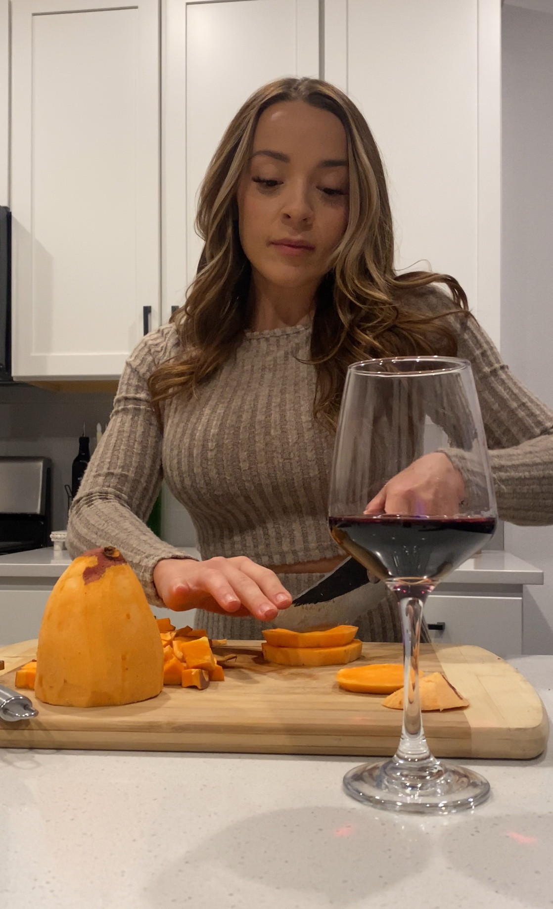 Date Night in Essentials

Wine Glasses and Cutting Board 


#forthekitchen #kitchen #aesthetickitchen #cuttingboard #wineglasses #datenight #nightin #cookingathome #wine 

#LTKsalealert #LTKfindsunder50