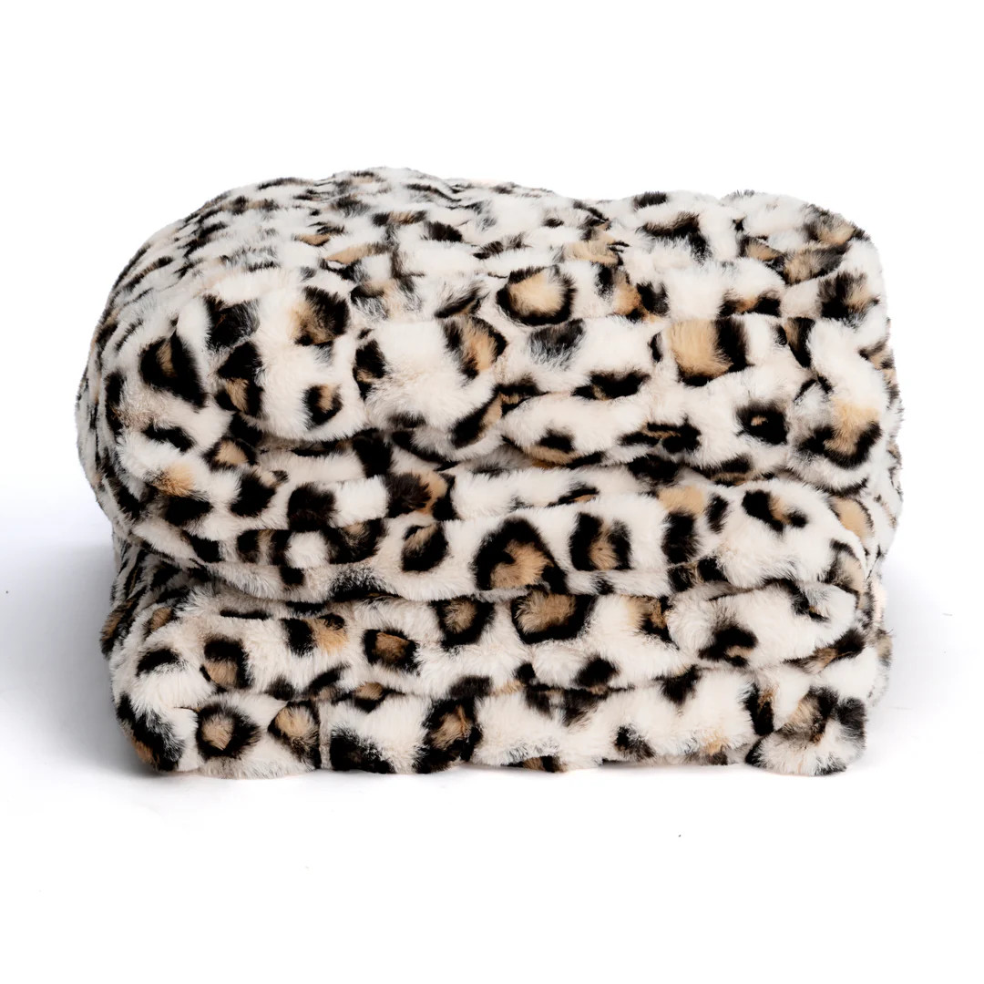 Chillin' Cheetah | Lola Blankets