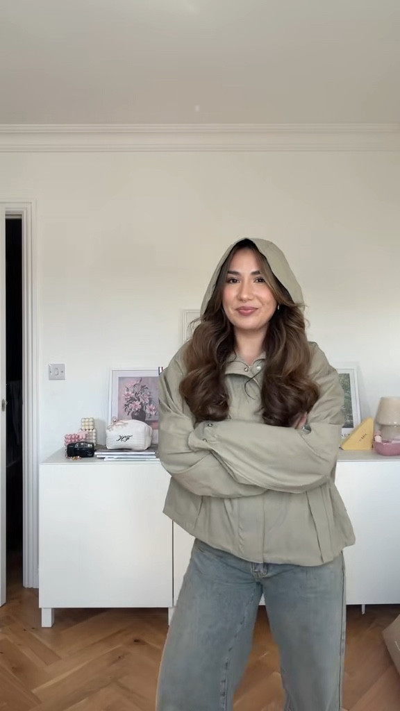 never have I ever bought a practical piece of clothing 🙋🏻‍♀️ I actually think it’s cute so that’s something… I’m wearing a M girlies 🌧️🧥🍂 #pullandbear #autumnoutfits #autumnootd #autumnoutfit 

#LTKuk #LTKautumn #LTKwinter