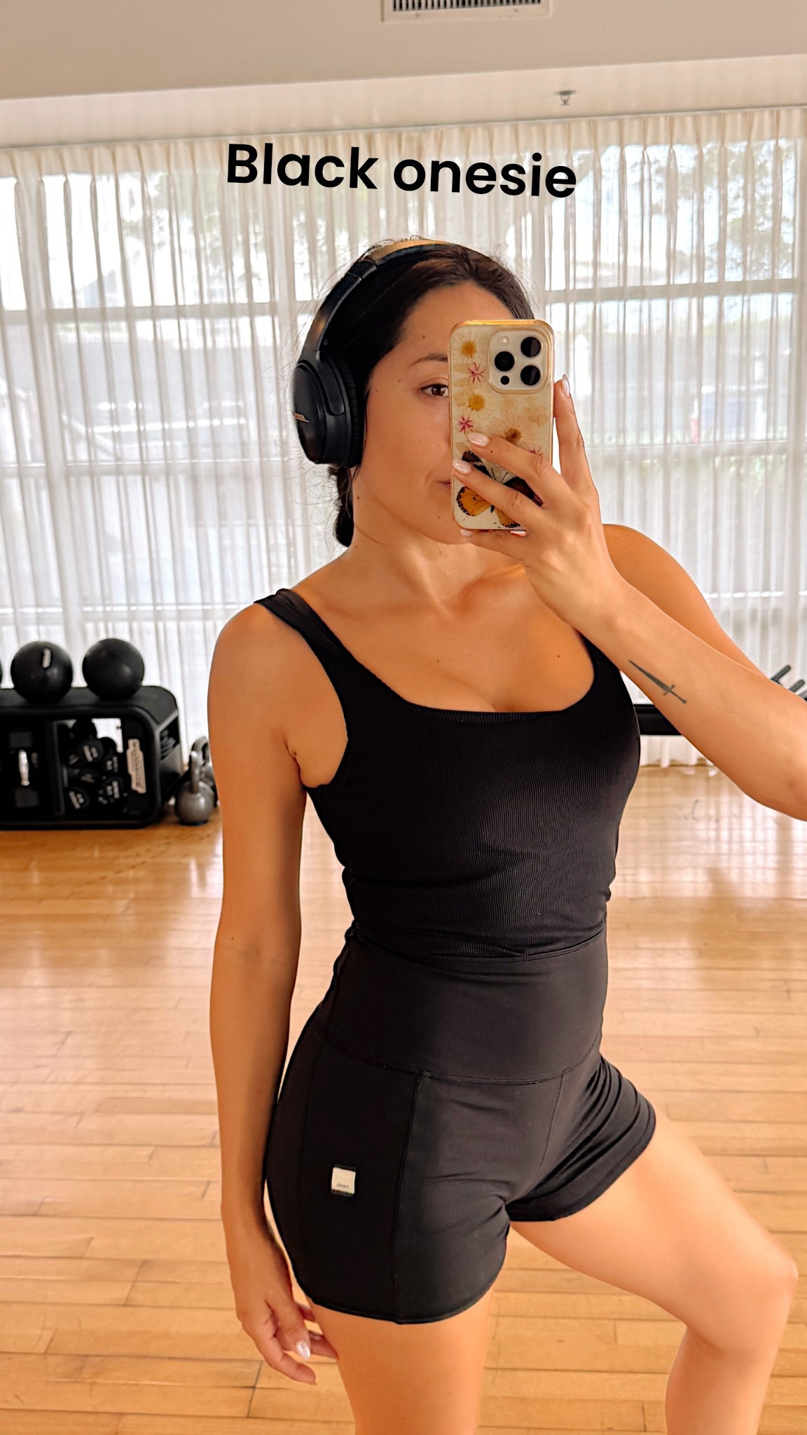 Black workout onesies 

#LTKSaleAlert #LTKActive