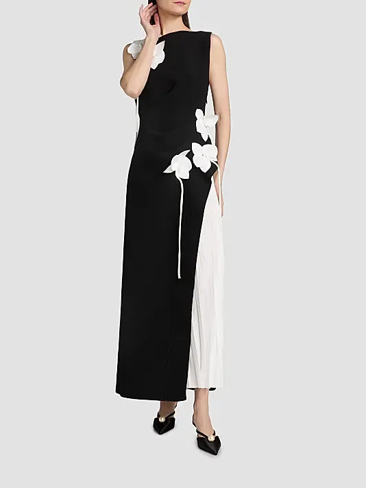 Saks Fifth Avenue just dropped the ultimate designer dress sale and I’m obsessed 🤍 From dreamy summer wedding guest dresses to stunning designer evening gowns, these picks are EVERYTHING you need for your next event. Think luxe fabrics, flattering silhouettes, and statement styles that turn heads ✨

Up to $500 OFF with code JULYGET — but hurry, it ends Sunday ⏳

#SaksFifthAvenue #DesignerDresses #WeddingGuestDress #SummerWeddingStyle #EveningDressGoals #LuxuryFashionFinds #DesignerStyle #OccasionWear #FormalDressInspo #ChicStyle #ElegantLooks #FashionFinds #SaleAlert #LuxuryOnSale #DressSeason #WeddingGuestOutfit #SummerStyleEdit #LTKFashion #LTKSale #LTKFinds #HighEndFashion #GlamStyle #EventReady #StyleInspo #TrendingNow #FashionDeals #ClosetUpgrade #MustHaveStyles 

 #LTKSeasonal #LTKSaleAlert #LTKWedding