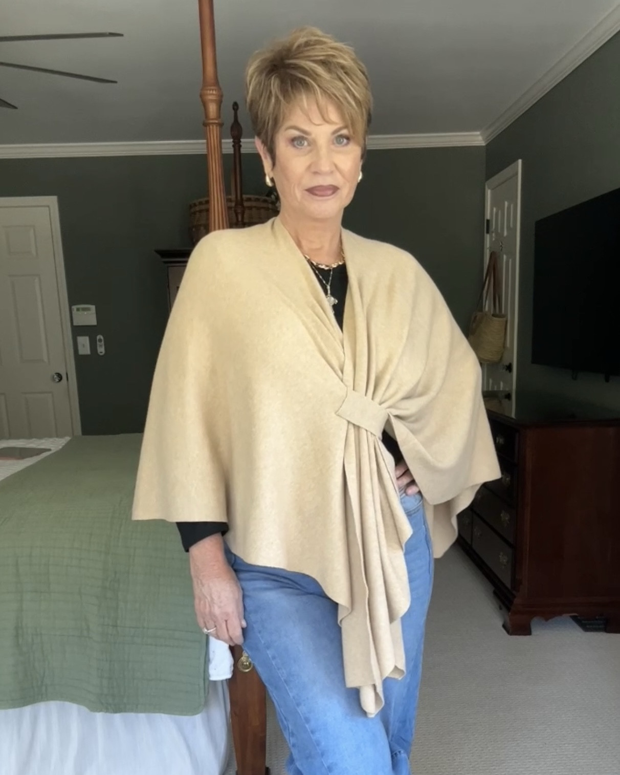 The perfect fall layering piece! 🍁 This lightweight yet warm shawl comes in many beautiful colors and instantly elevates any outfit.
   •   Flattering on every body shape
   •   Easy to dress up or down
   •   Perfect for travel, date night, or everyday wear
   •   Chic + cozy with effortless style

A true wardrobe essential that you’ll reach for season after season. 

 

#LTKFallSale #LTKOver40 #LTKMidsize