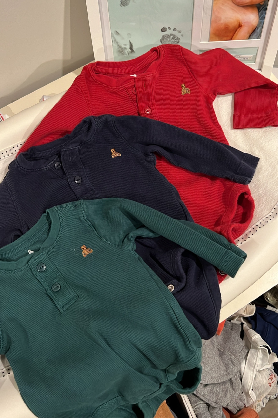 best baby Henley onesies, baby gap, baby onesies, baby outfits, on sale

#LTKsalealert #LTKbaby #LTKstyletip