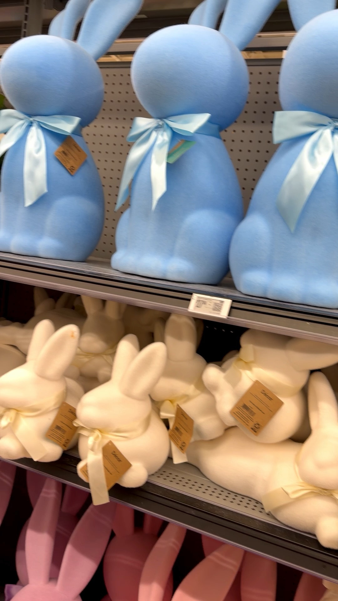 If you’re thinking about decorating for Easter… this is your sign 💕
The cutest bunnies + pastel eggs.. I’m obsessed…These Easter finds are SO good and the price makes it even better 🐰

#LTKSpringSale #LTKHome #LTKSaleAlert