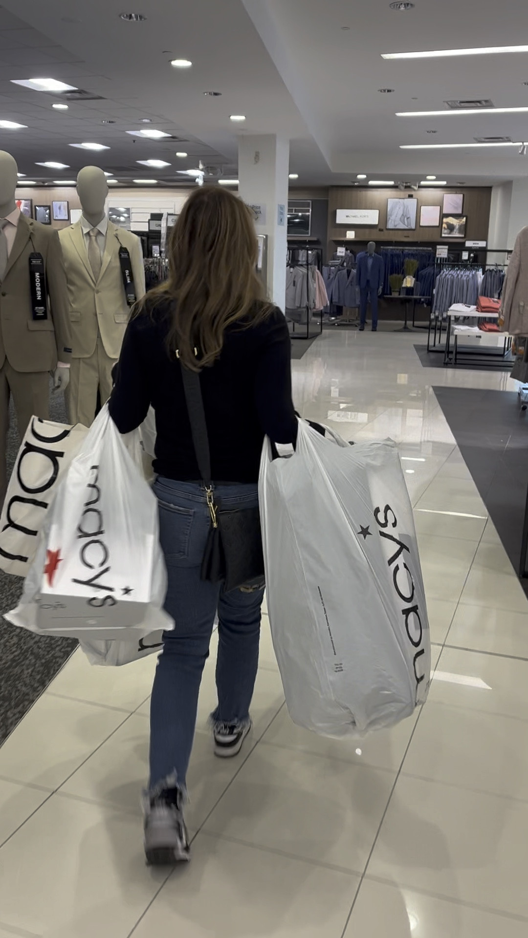 Our favorite Macy’s and Bloomingdale’s soft selections. ☁️ 