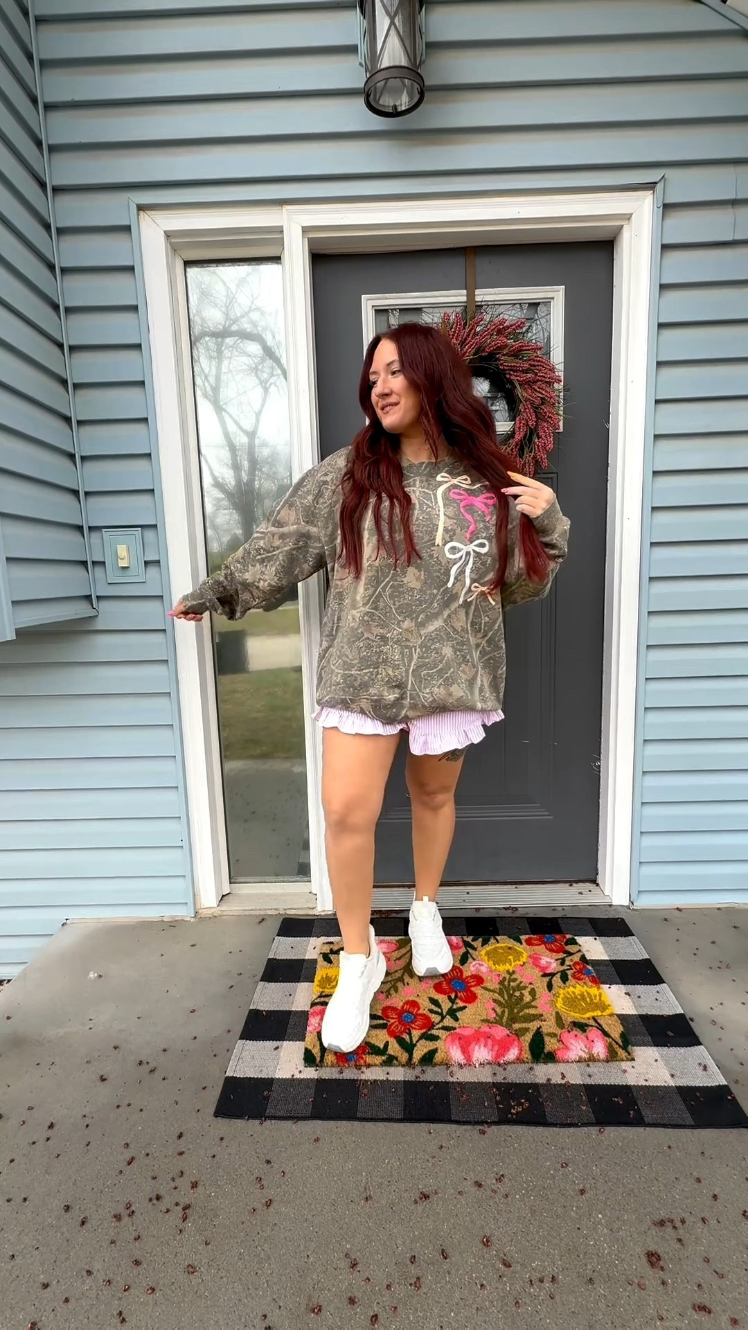 Absolutely love this crewneck!!

#LTKMidsize #LTKootd