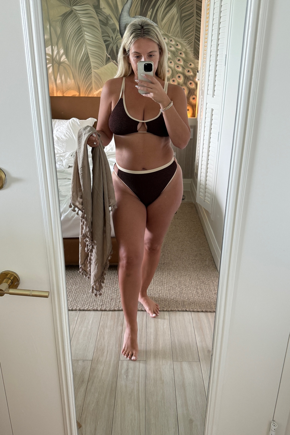 textured high waisted beach fit 

#LTKcanada #LTKtravel #LTKswimwear