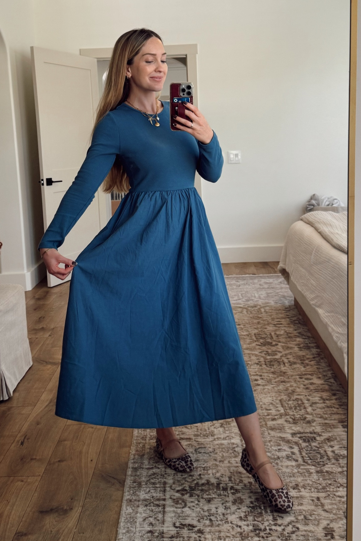 Channeling my inner Disney princess with this cute Amazon dress and flats! Both fit true to size. The dress comes in so many cute colors but I’m loving this beautiful muted royal blue!

Free people dupe dress || ballet flats || leopard print flats || mesh flats