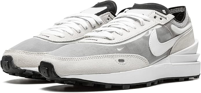 Nike Women's Sneaker | Amazon (US)