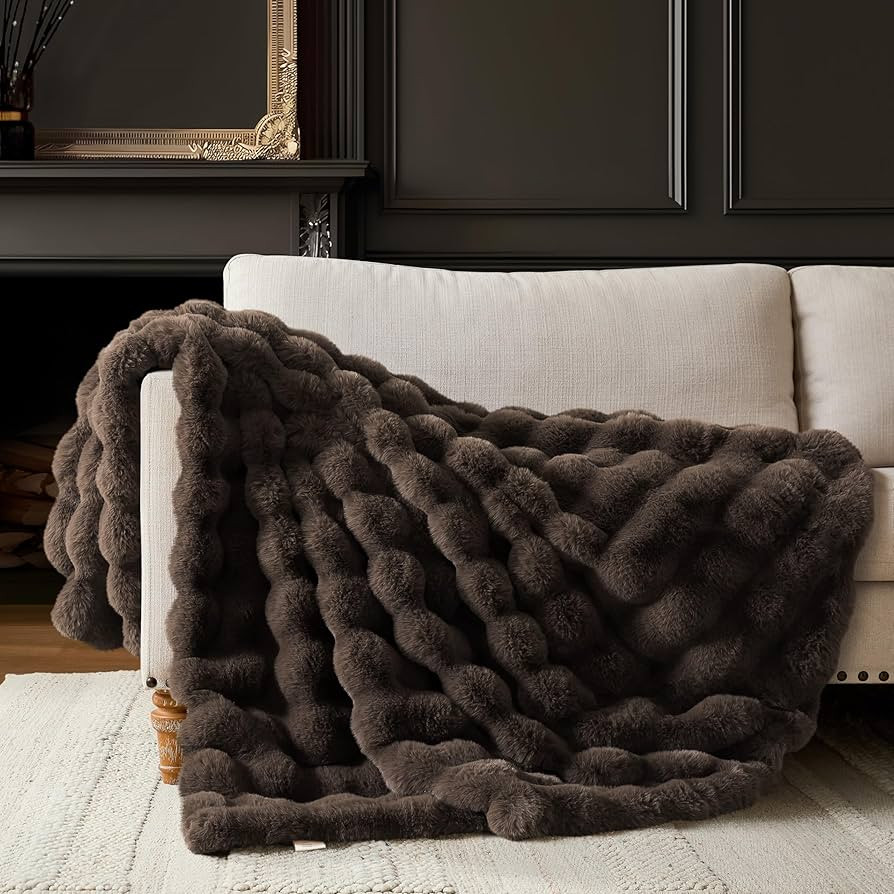 WDCOZY Luxury Bubble Throw Blanket, Faux Fur Mink Plush Throw for Couch, Sofa and Bed, Soft Thick... | Amazon (US)