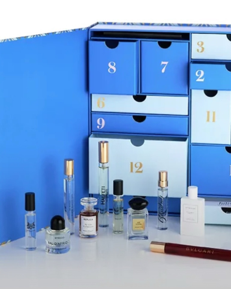 🚨NEW Bloomingdale's exclusive 12 Day Fragrance Advent Calendar!! ($344 value but only $125!!!)🚨

SET INCLUDES:
- BYREDO Bal d'Afrique Eau de Parfum 0.27 oz.
- Parfums de Marly Delina Eau de Parfum 0.16 oz.
- INITIO Parfums Privés Power Self Extrait de Parfum 0.16 oz.
- BVLGARI Allegra Baciami Eau de Parfum 0.3 oz.
- Juliette Has A Gun Not a Perfume Eau de Parfum 0.17 oz.
- Penhaligon's Halfeti Eau de Parfum 0.34 oz.
- Acqua di Parma Signature Luce di Rosa Eau de Parfum 0.16 oz.
- Van Cleef & Arpels Collection Extraordinaire Santal Blanc Eau de Parfum 0.25 oz.
- Ex Nihilo Fleur Narcotique Eau de Parfum 0.25 oz.
- Giorgio Armani Thé Yulong Eau de Toilette 0.25 oz.
- Maison Margiela Replica By the Fireplace Eau de Toilette 0.2 oz.
- Bond No. 9 TriBeCa Eau de Parfum 0.17 oz.

#LTKSeasonal #LTKFallSale #LTKSaleAlert