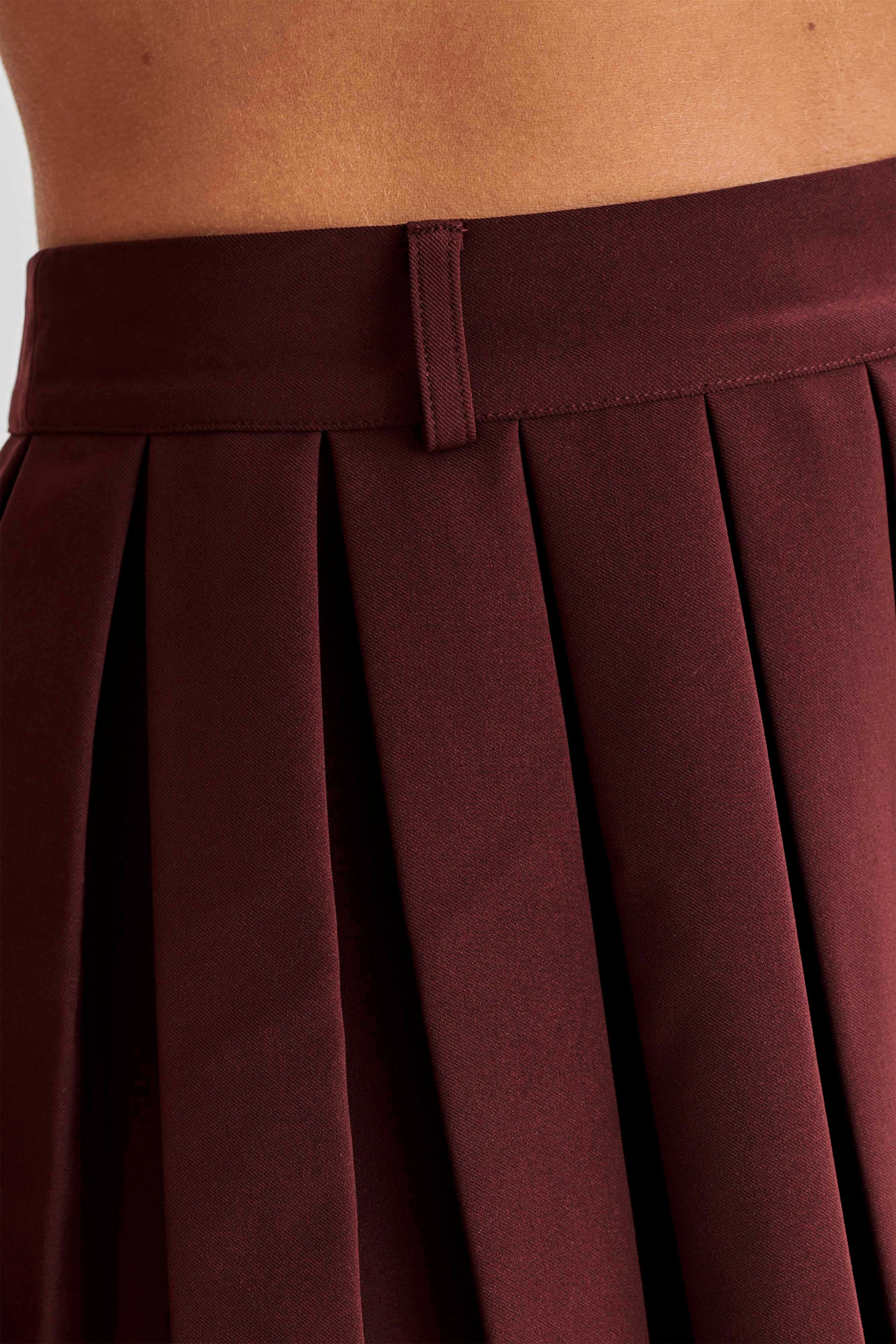 Mura Pleated Mini Skirt - Plum | MESHKI US