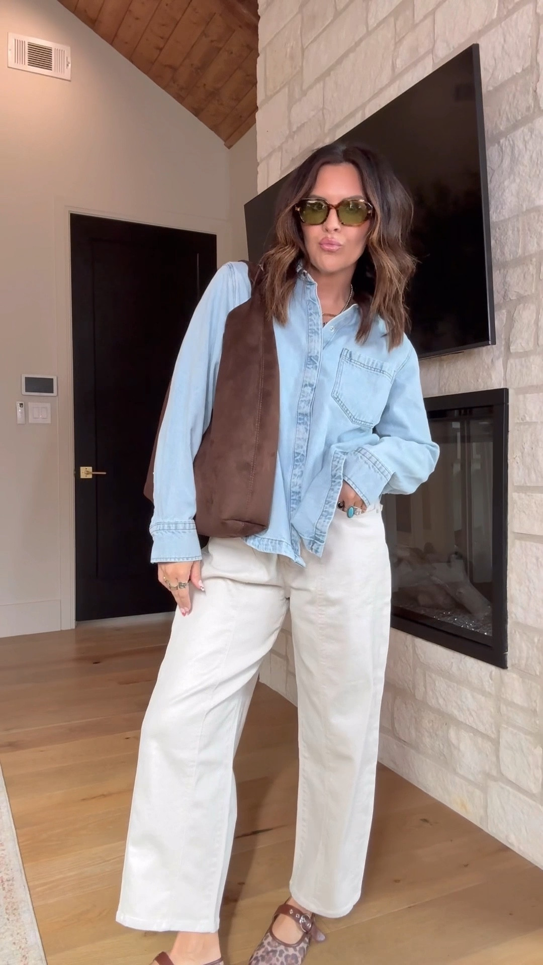 There’s power in not overthinking it. Clean lines, comfortable pieces, and confidence do the rest. Simple looks still serve.

Walmart Denim Top: XL
Barrel sheen denim: True to size (wearing a 12)
Leopard Mesh flats: TTS
Suede Oversized Bag + chic sunglasses 


#LTKgrwm #LTKFindsUnder50 #LTKootd

#LTKMidsize #LTKootd #LTKgrwm