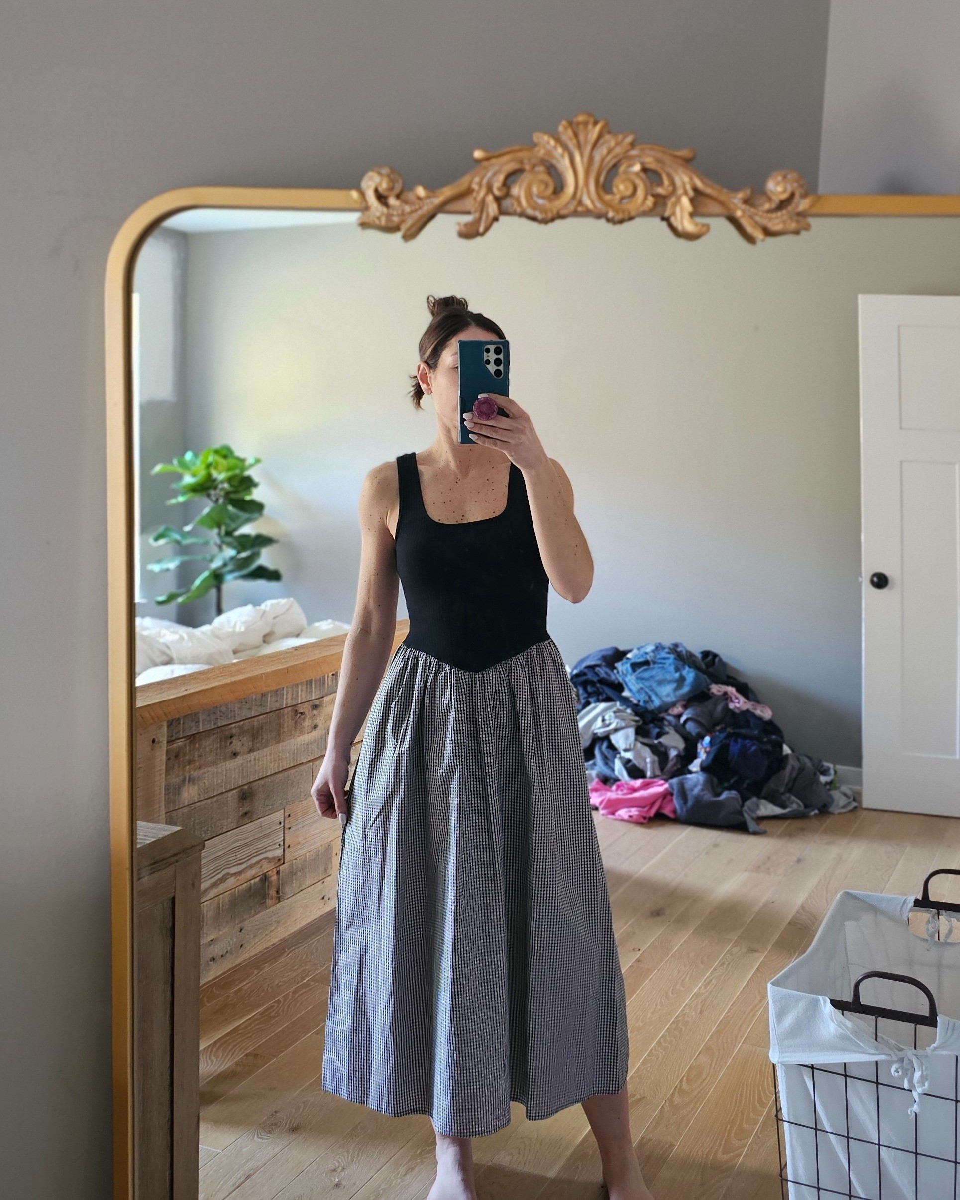 The most comfortable, flattering dress 💫 wearing the XS

#LTKootd #LTKmomlife