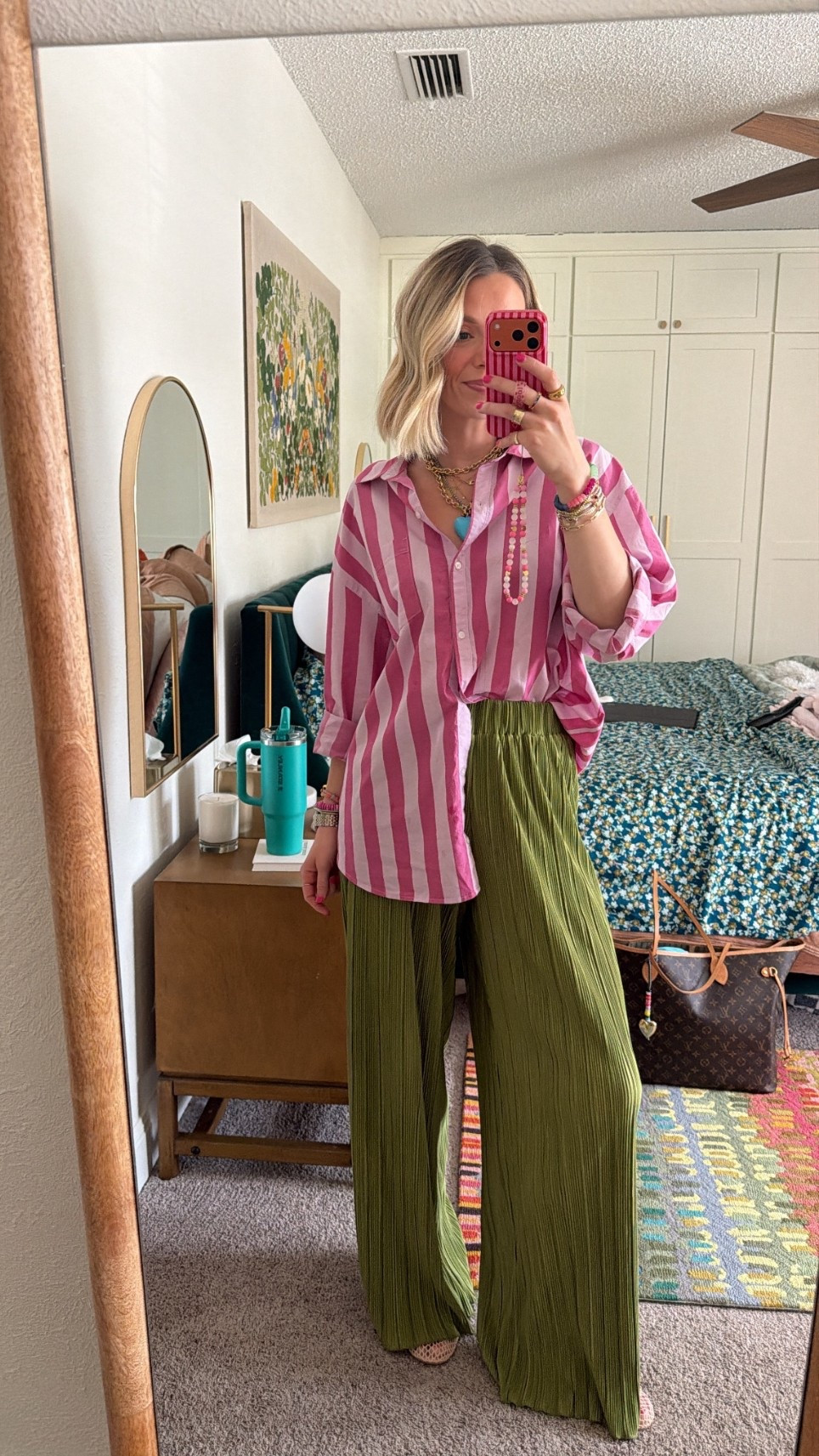 💚🩷💚🩷

#LTKootd