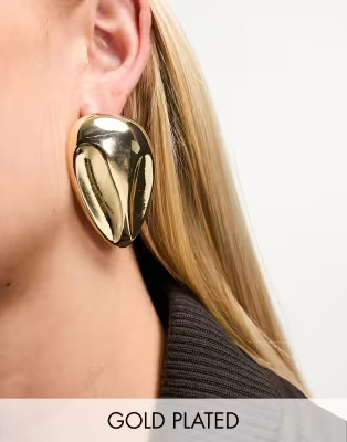 8 Other Reasons x Millie Hannah beverly statement stud earrings in 18k gold plated | ASOS (Global)