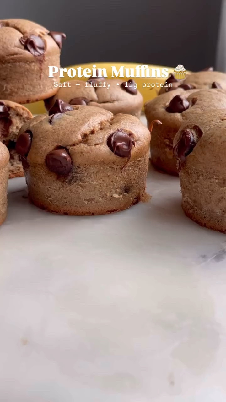 PROTEIN MUFFINS! 🧁💪🏻

Head over to eatingbirdfood.com for the full recipe! 

These muffins are seriously soo good and a fun treat to help you reach your daily protein goals. 🙌🏻 They’re made without any flour or refined sugar and whipped up quickly in a blender! They’re soft, fluffy and each muffin packs 11 grams of protein.

#proteingoals #proteinmuffins #highproteindiet #proteinsnacks #proteinmuffin #proteinbreakfast

#LTKFitness #LTKHome #LTKActive