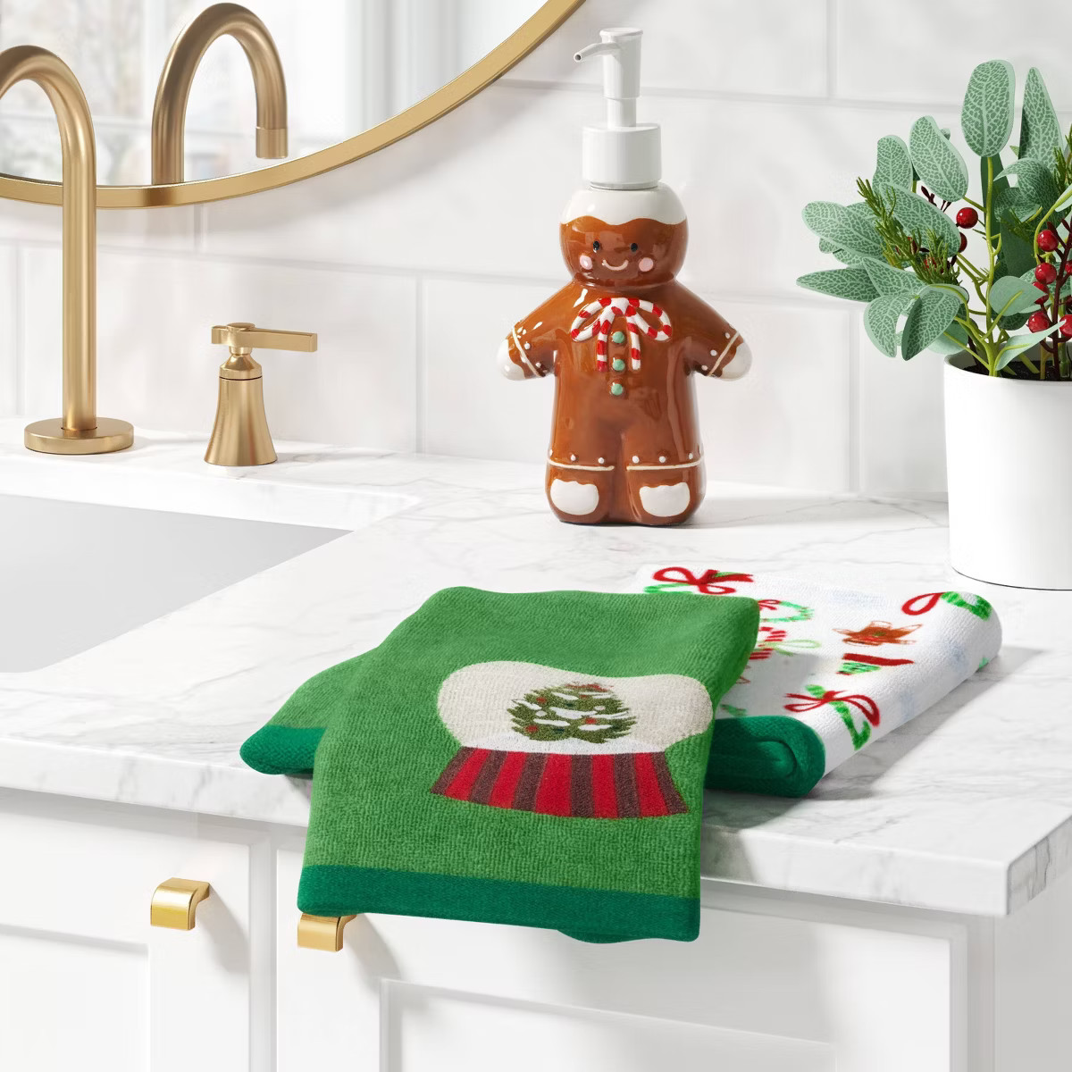 2pk Snowglobe Christmas Hand Towel Set Green - Wondershop\u2122 | Target