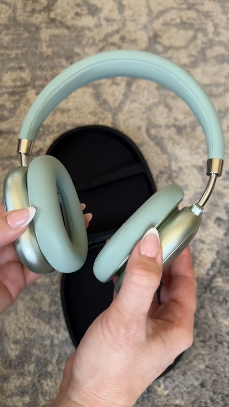 ✨These headphones are GORGEOUS!!! They come in 3 different colors but the green are stunning!!! They are noise cancelling and comfortable!! I was so impressed by the noise cancelation! 

They also have a built in mic for hans free calling and they are SUPER comfy and adjustable!


#LTKGiftGuide #LTKfindsunder100 #LTKtravel
