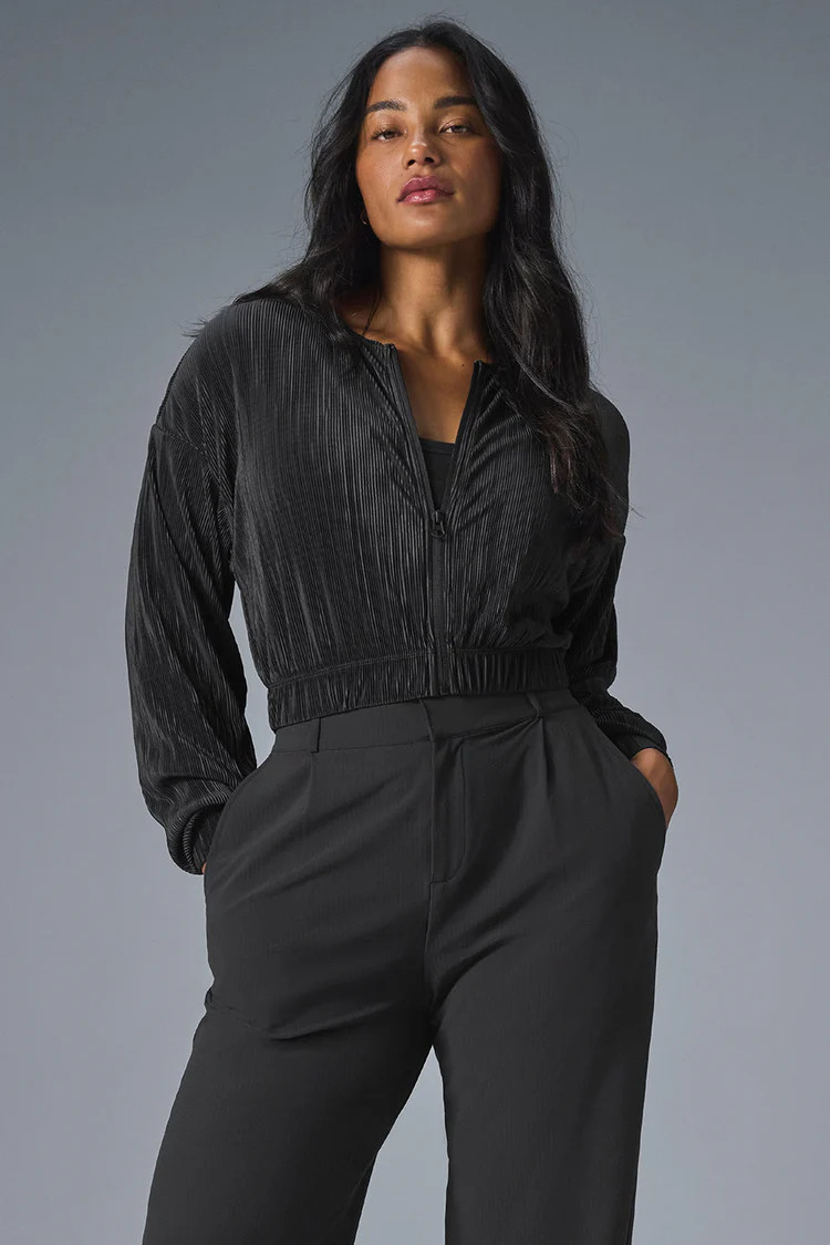 Cropped Micro Plisse Jacket | Alo Yoga (US)