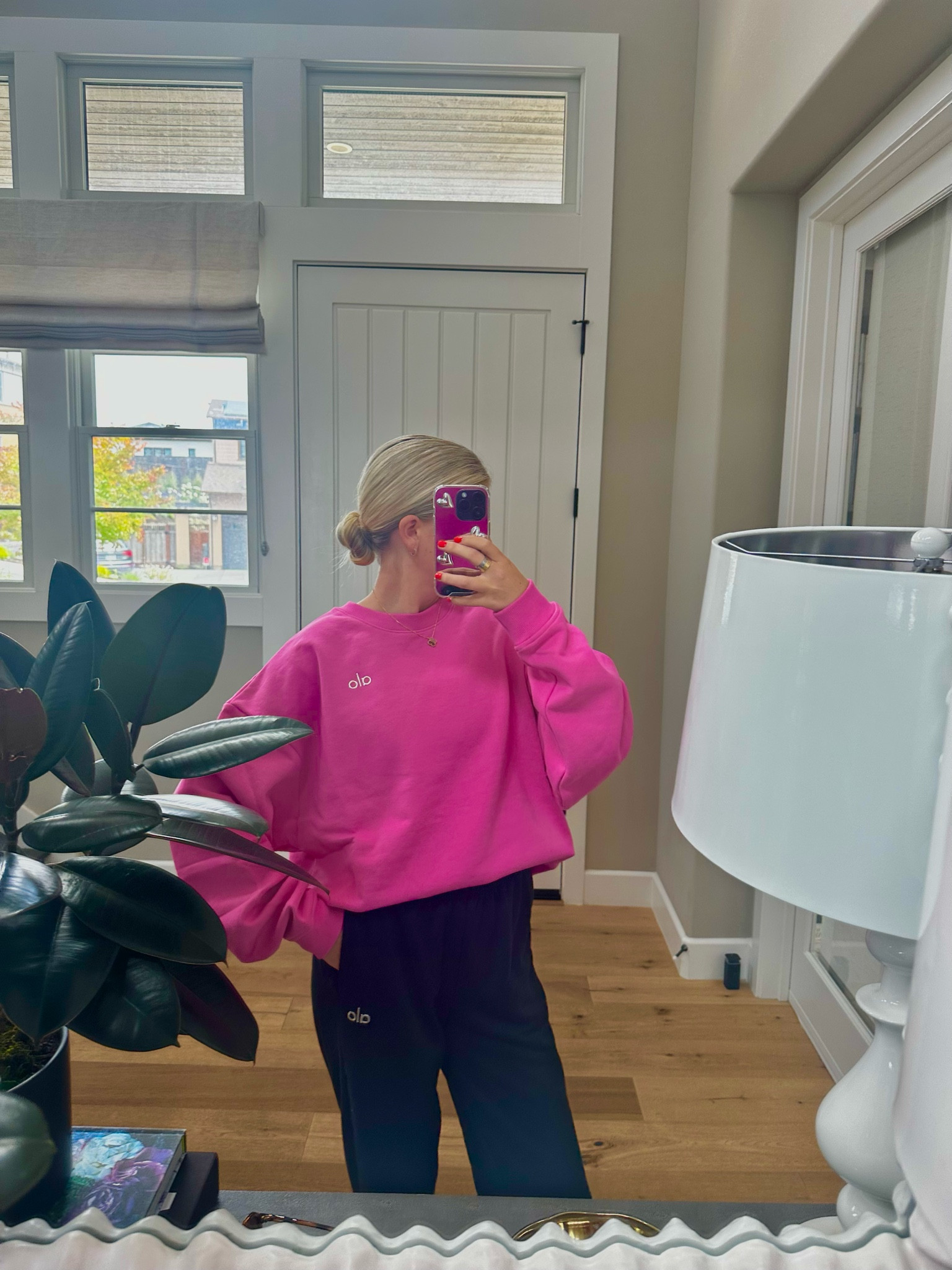 comfy uniform!!💖

#LTKstyletip #LTKunder100 #LTKtravel