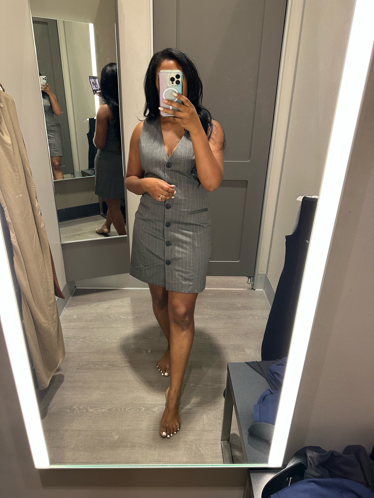 This dress, is pinstriped, button down. I’m wearing a size M. 

#LTKWorkwear #LTKStyleTip #LTKFindsUnder50