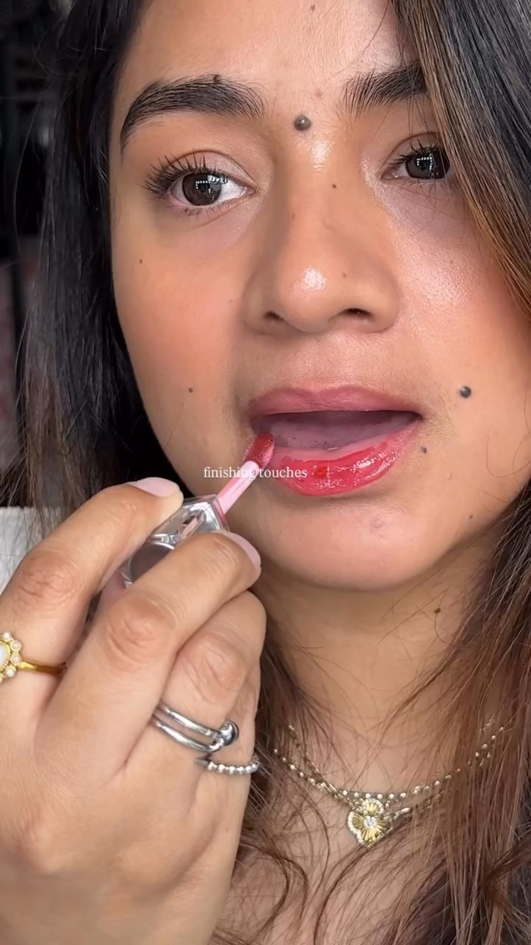 love a bold lip with a simple makeup look 💋🤎
@muzigae_mansion_us 
.
.
.
#muzigaemansion #koreanmakeup #finishingtouches

#LTKFindsUnder50 #LTKBeauty #LTKSeasonal