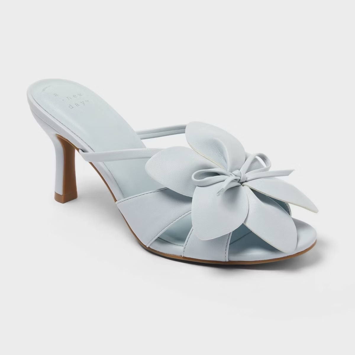 New @Target summer heels

#LTKMothersDay #LTKTravel #LTKootd