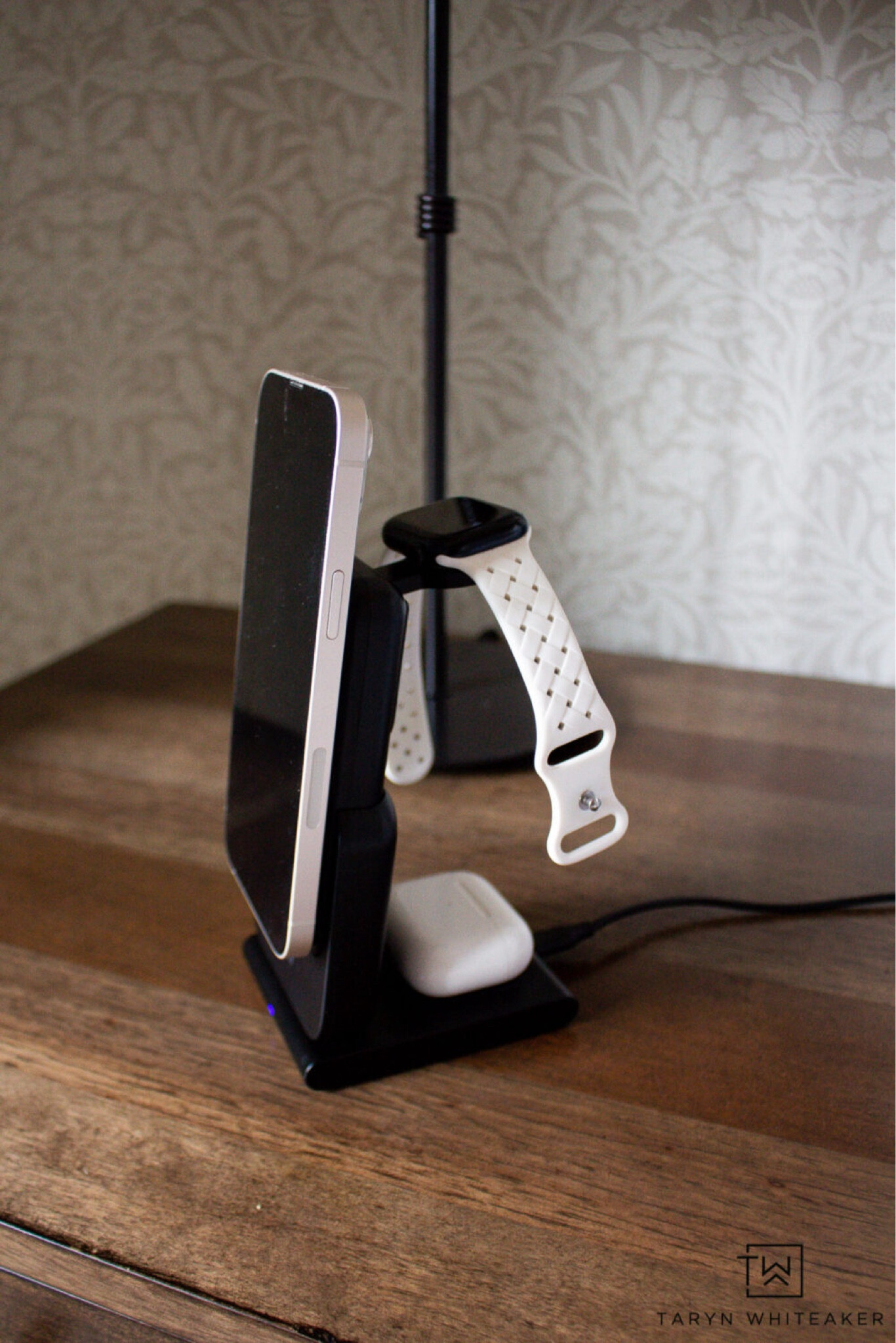 3-in-1 charger

Amazon travel  travel finds  affordable fashion  affordable travel  road trip  road tripping  traveling  travel fashion  travel clothes  tarynwhiteaker

#LTKHome #LTKTravel #LTKFindsUnder100