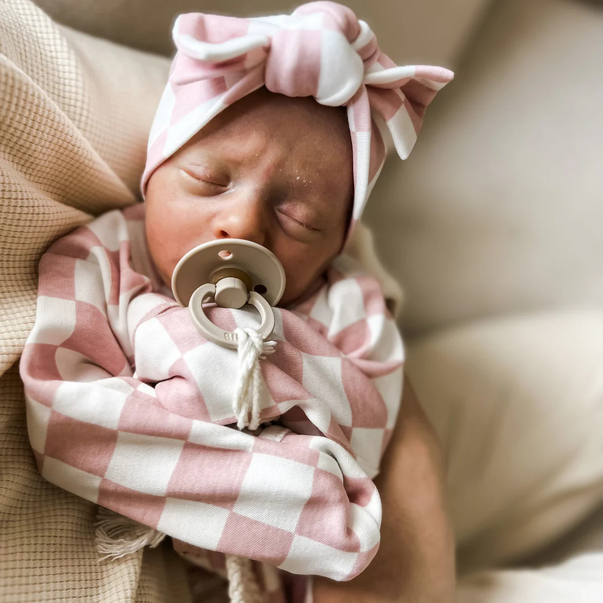 Strawberry Shortcake Checkerboard / Organic Bow | SpearmintLOVE
