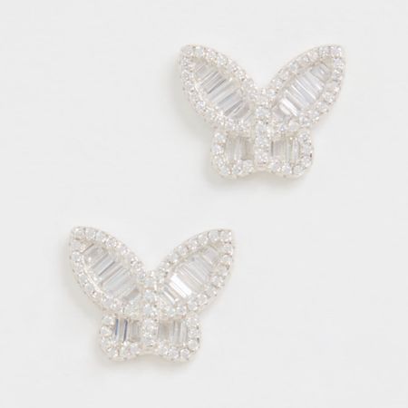 Adore these butterfly studs! 