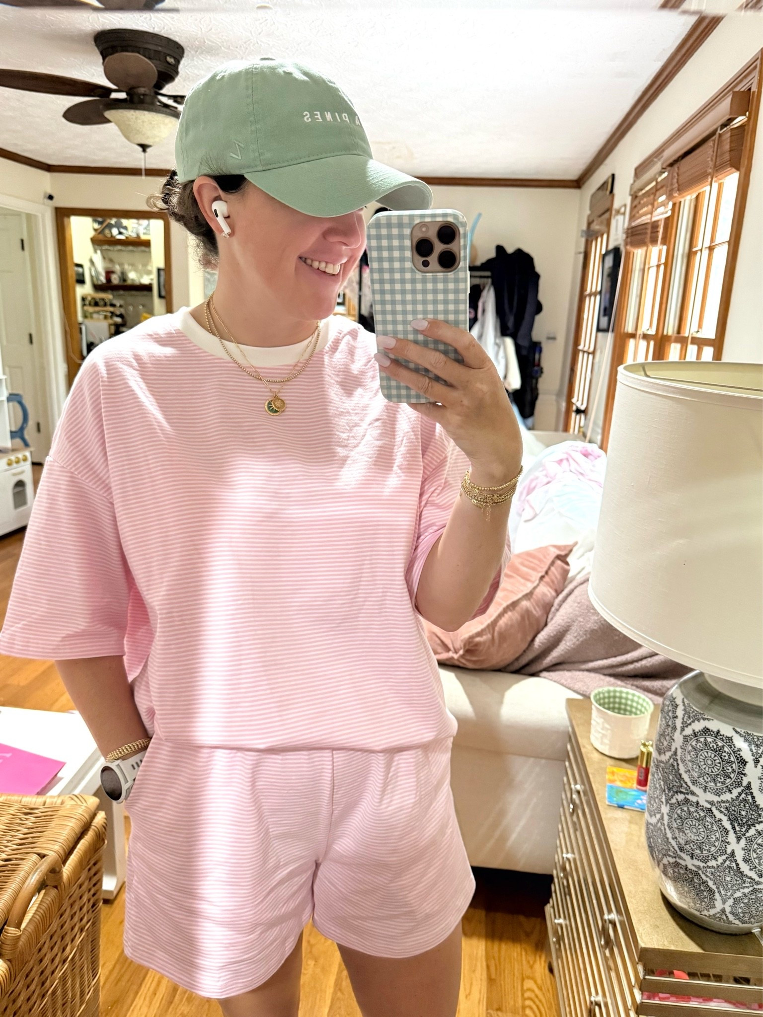 Obsessed with this set!! It’s Under $35 and so comfy - a perfect work from home lounge set! I’m wearing a size medium and it comes in nine colors! ￼

#LTKootd #LTKSeasonal