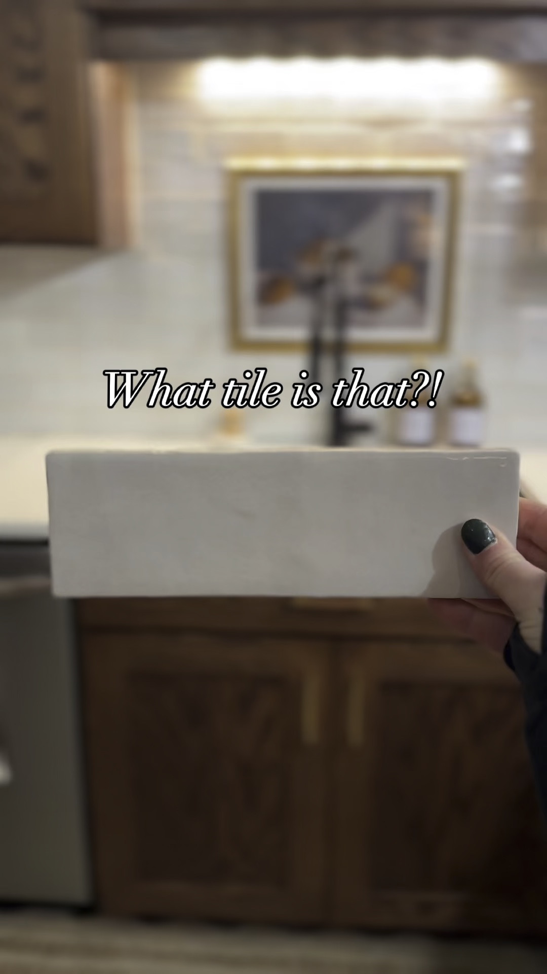The best neutral kitchen backsplash tile! 
Be sure to use code HAMANNS for 10% off your order! 

Ceramic 
Handcraft white 
2.5" x 8"
Gloss finish 
From Alexander James Tile Studio

#LTKHome #LTKStyleTip #LTKWatchNow