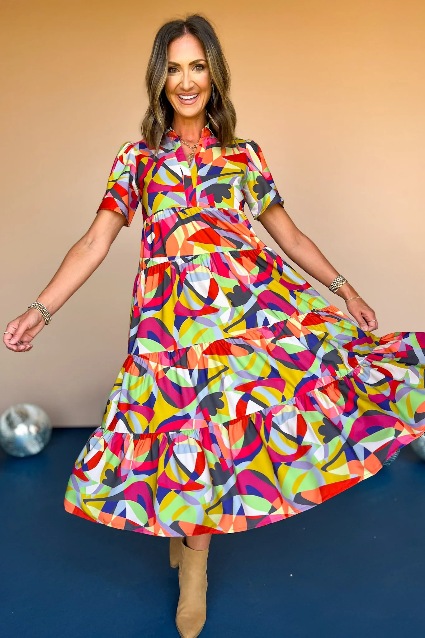 SSYS The Short Sleeve Emery Midi Dress In Dark Abstract | Shop Style Your Senses