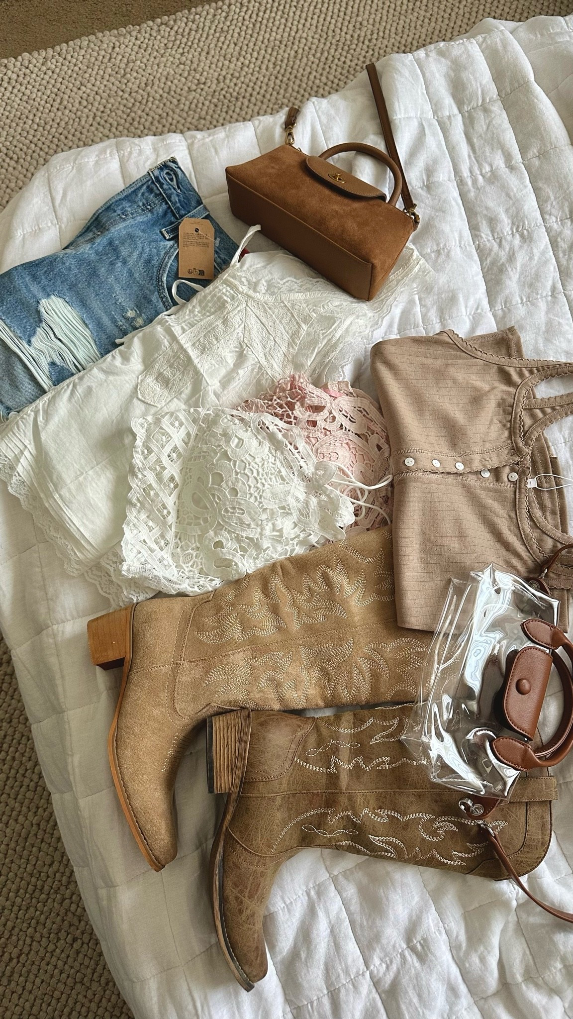 Country concert favorites!

Country concert outfits, rodeo outfits, cowboy boots, cowgirl, concert bag, lace tank tops, shorts

#LTKSaleAlert #LTKPetite #LTKMidsize