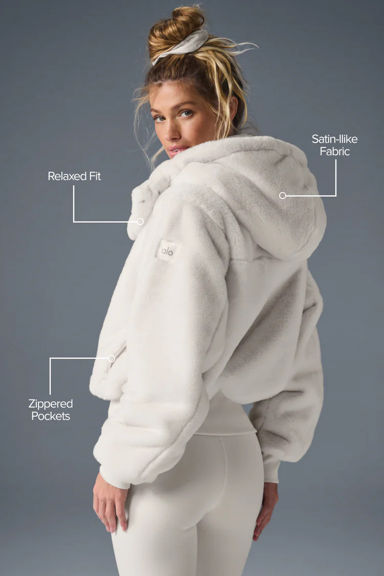 Faux Fur Foxy Jacket - Ivory | Alo Yoga (US)