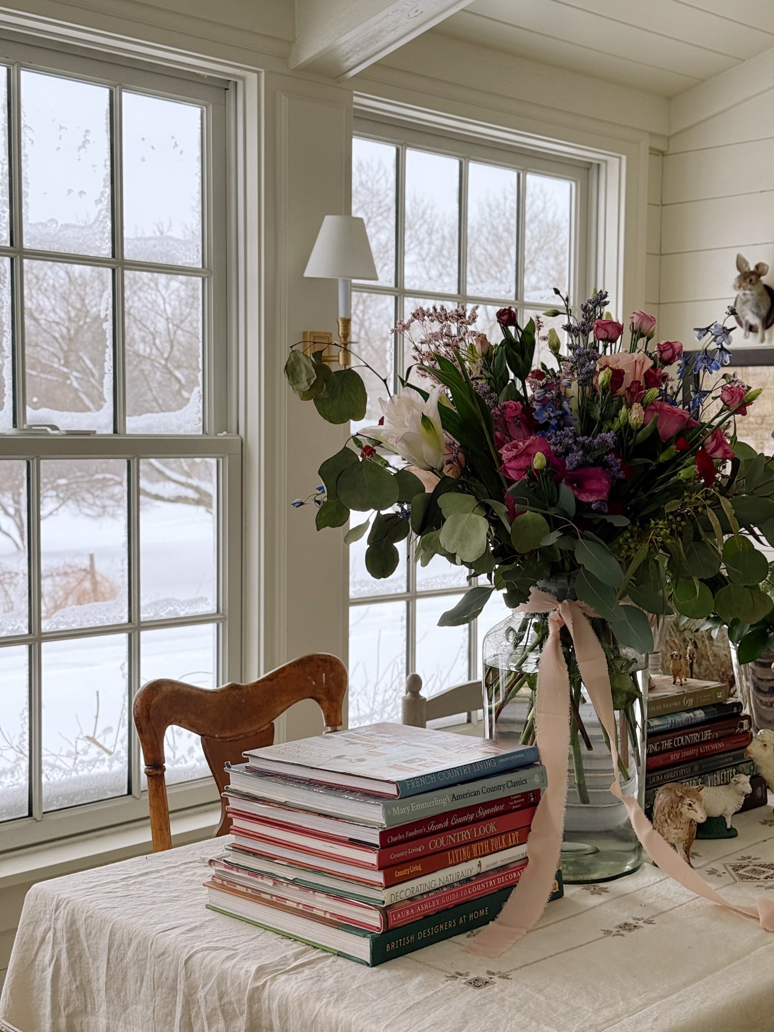 Cozy cottage florals: see more on my instagram @lizmariegalvan 

#LTKSeasonal #LTKHome #LTKdayinmylife