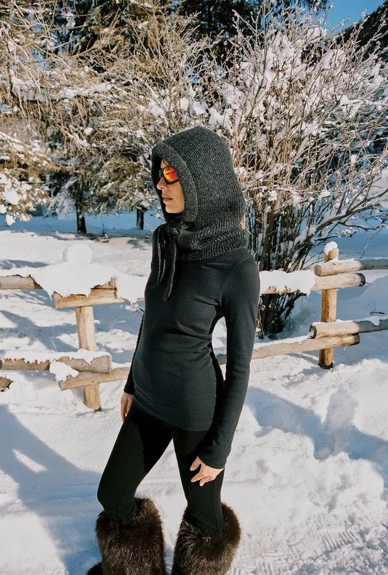 RIBBED KNIT HOOD | Zara US