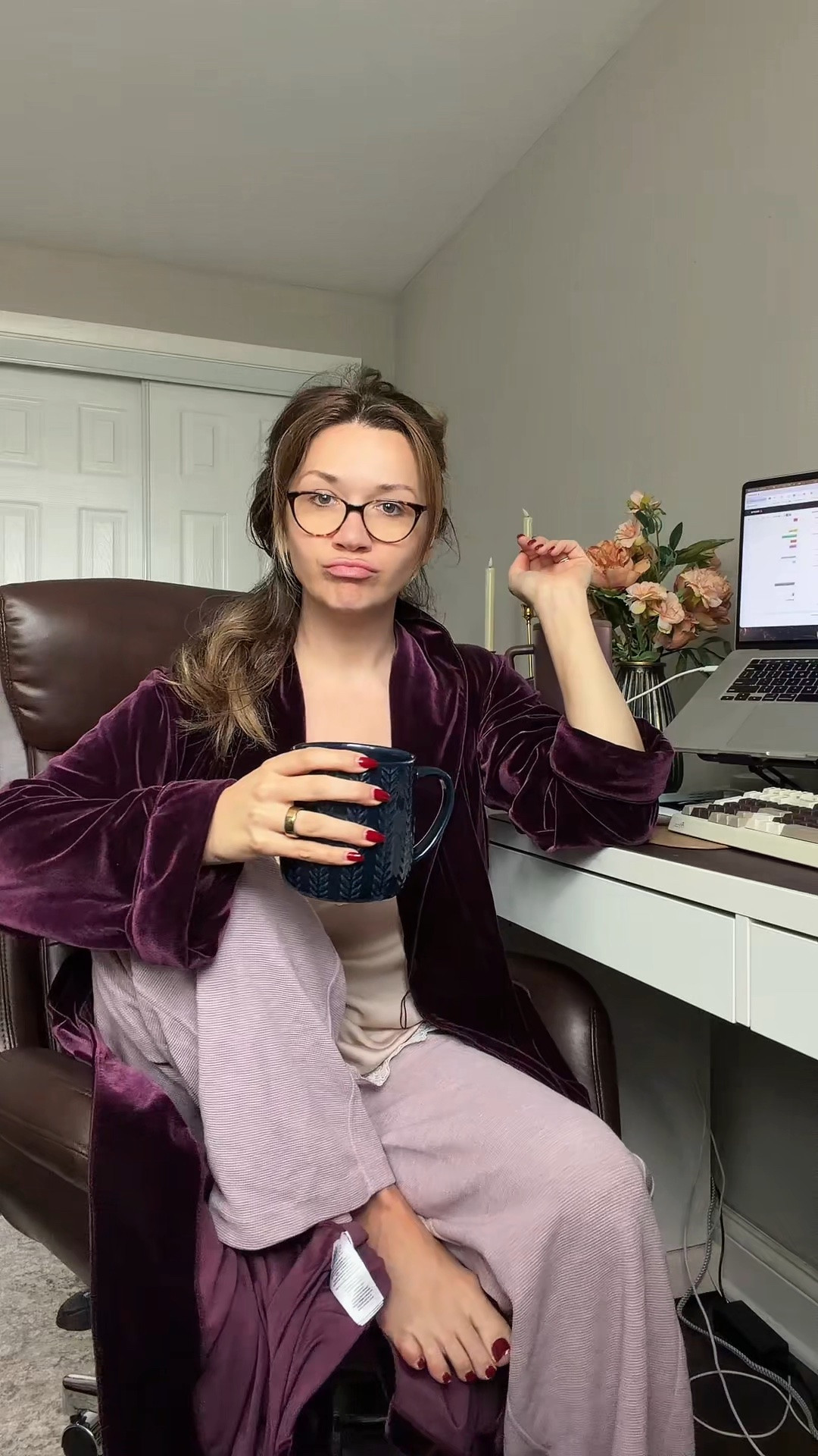 If you work from home and you find that you are struggling with feeling productive, or switching from rest mode to work mode, try putting on what Ive named the “soft outfit” - this isn’t stuffy corporate wear, it’s still extremelyyyy comfortable, but will have you not only zoom ready for meetings, but also help your mind shift from rest or play to work mode! ✨🤌🏼

It is important to note that enclothed cognition doesn’t mean going from pajamas to an outfit like this is going to trigger your brain automatically into work mode because different people hold different feelings for different clothing! 

For example, for one person getting out of pajamas and getting into sweatpants or cute new clean pair of pajamas is enough to do the trick while others (like myself) need it to be a littleeee bit more noticeable and cannot work in any kind of PJs or sweats. Because my brain always associates pajamas & sweatpants with rest! 

I’ve always known that changing my clothes helps me get into different mindsets, but only recently discovered this is actually a psychological concept! It’s also been named as a phenomenal tool for people who have ADHD! 🙌🏼

#wfh #wfhoutfit #workfromhome #softoutfit #workwear

#LTKgrwm #LTKdayinmylife #LTKWorkwear