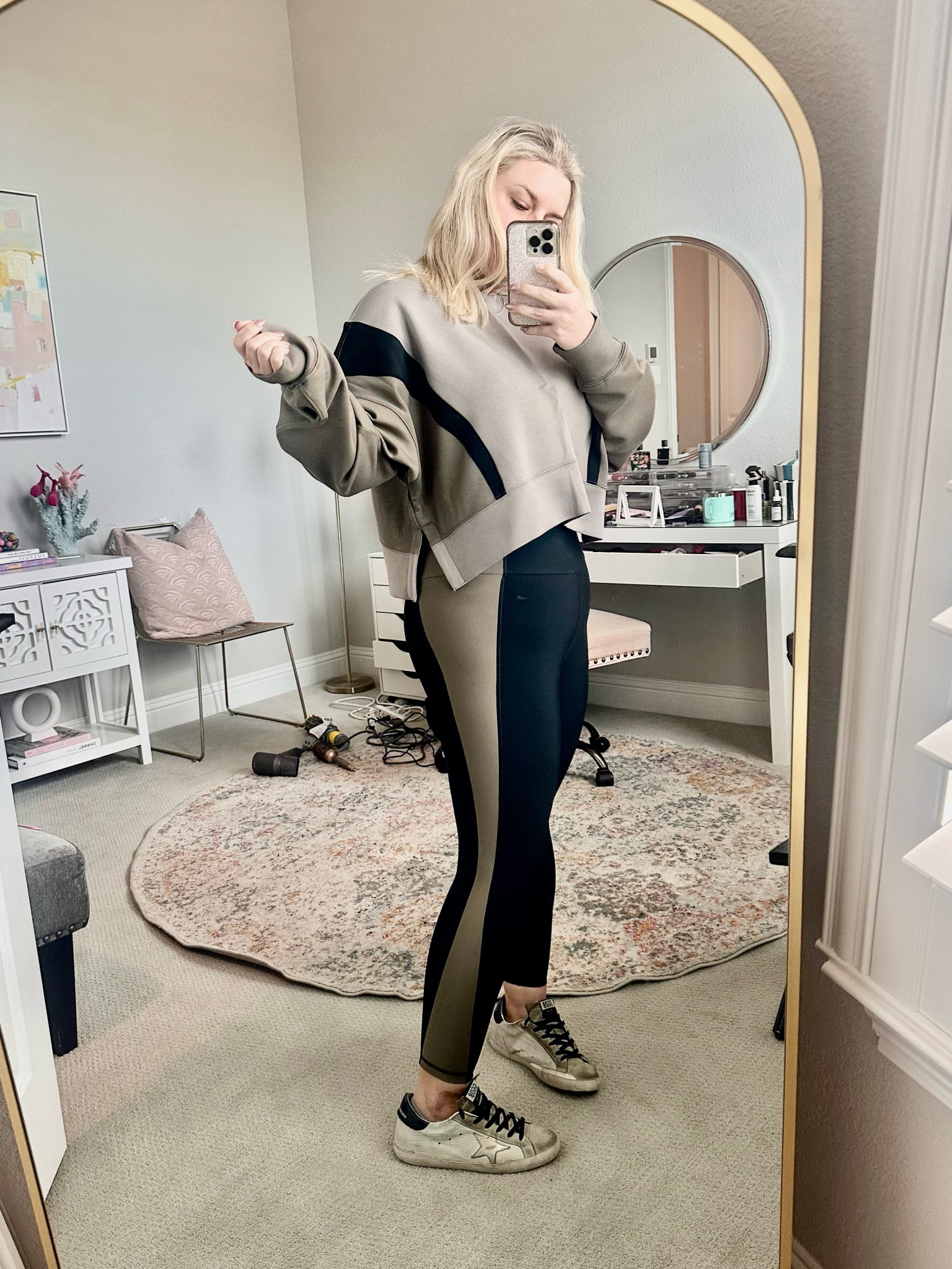 Obsessed with this fit 

#LTKshoecrush #LTKHoliday #LTKSeasonal