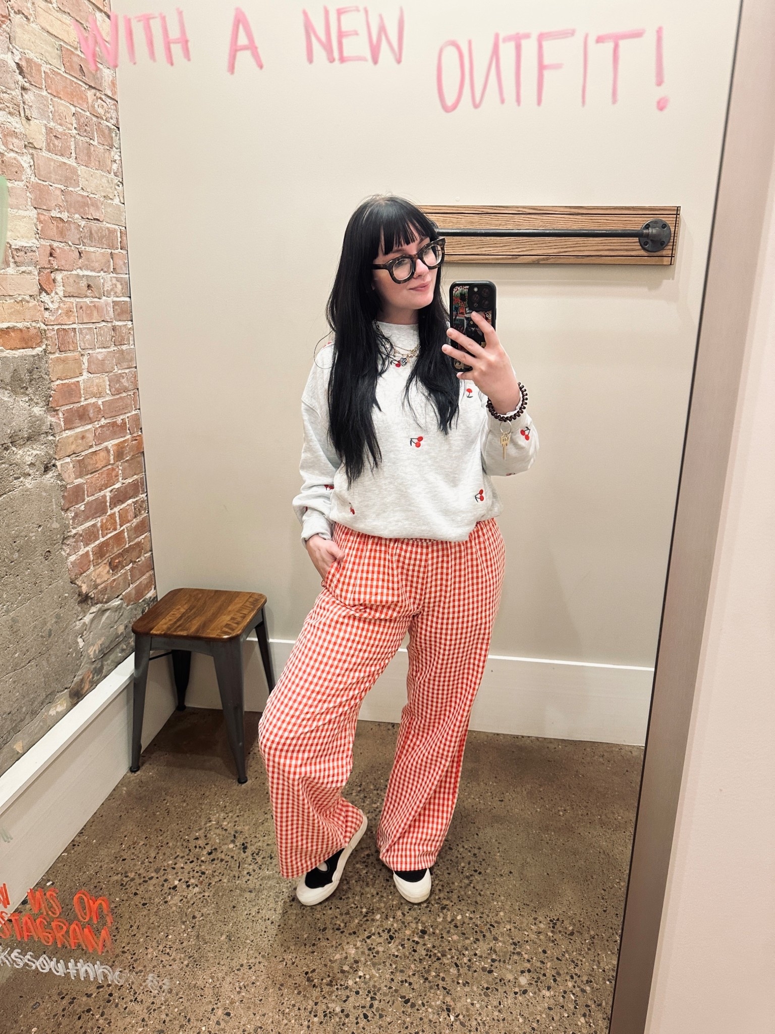 Jumped on the gingham pants trend 🤍🧺


#LTKBeauty #LTKStyleTip #LTKFindsUnder100