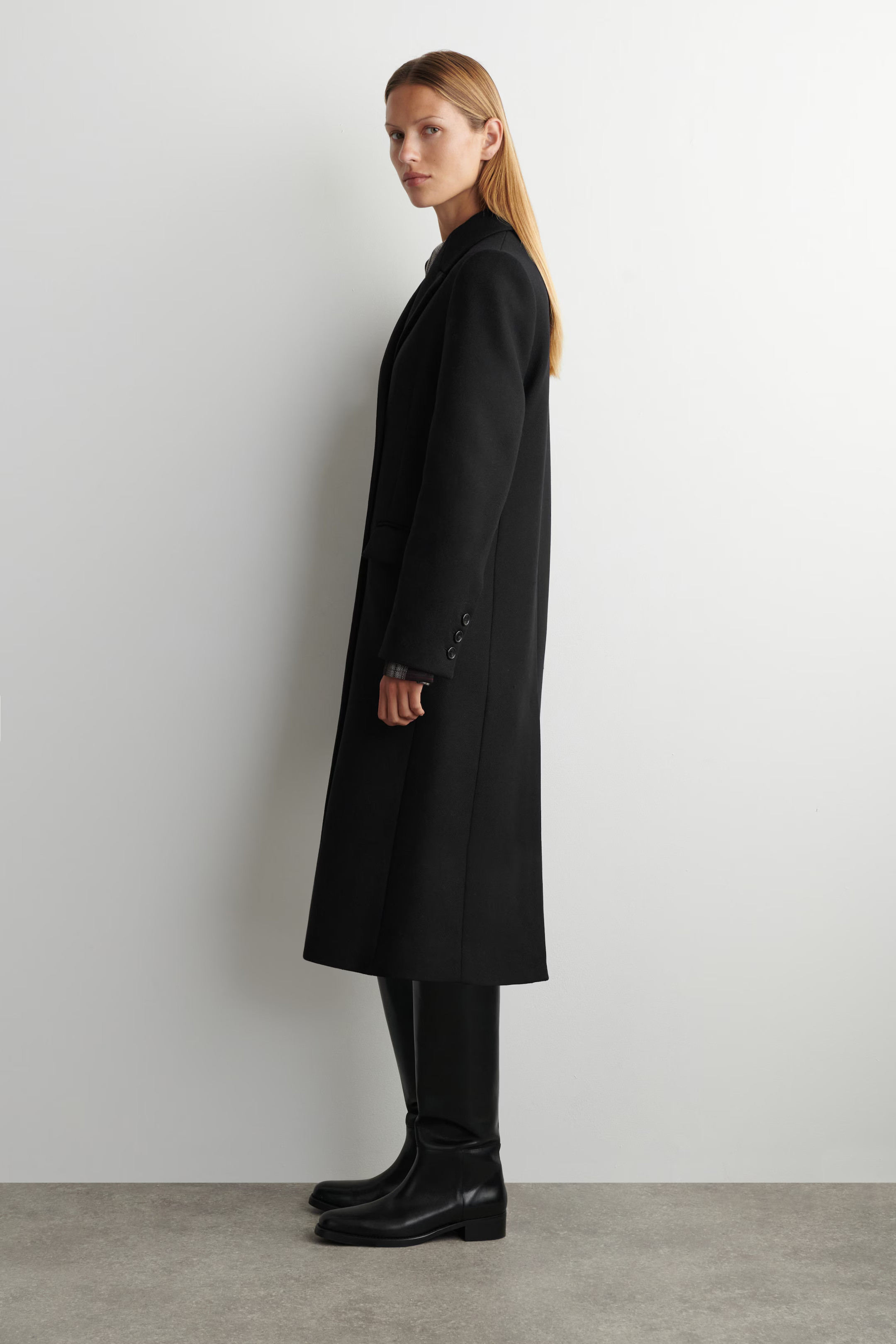 TAILORED DOUBLE-BREASTED WOOL COAT - BLACK | COS GB | COS UK