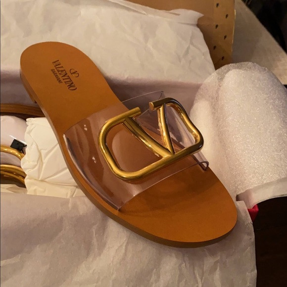 Valentino | Poshmark