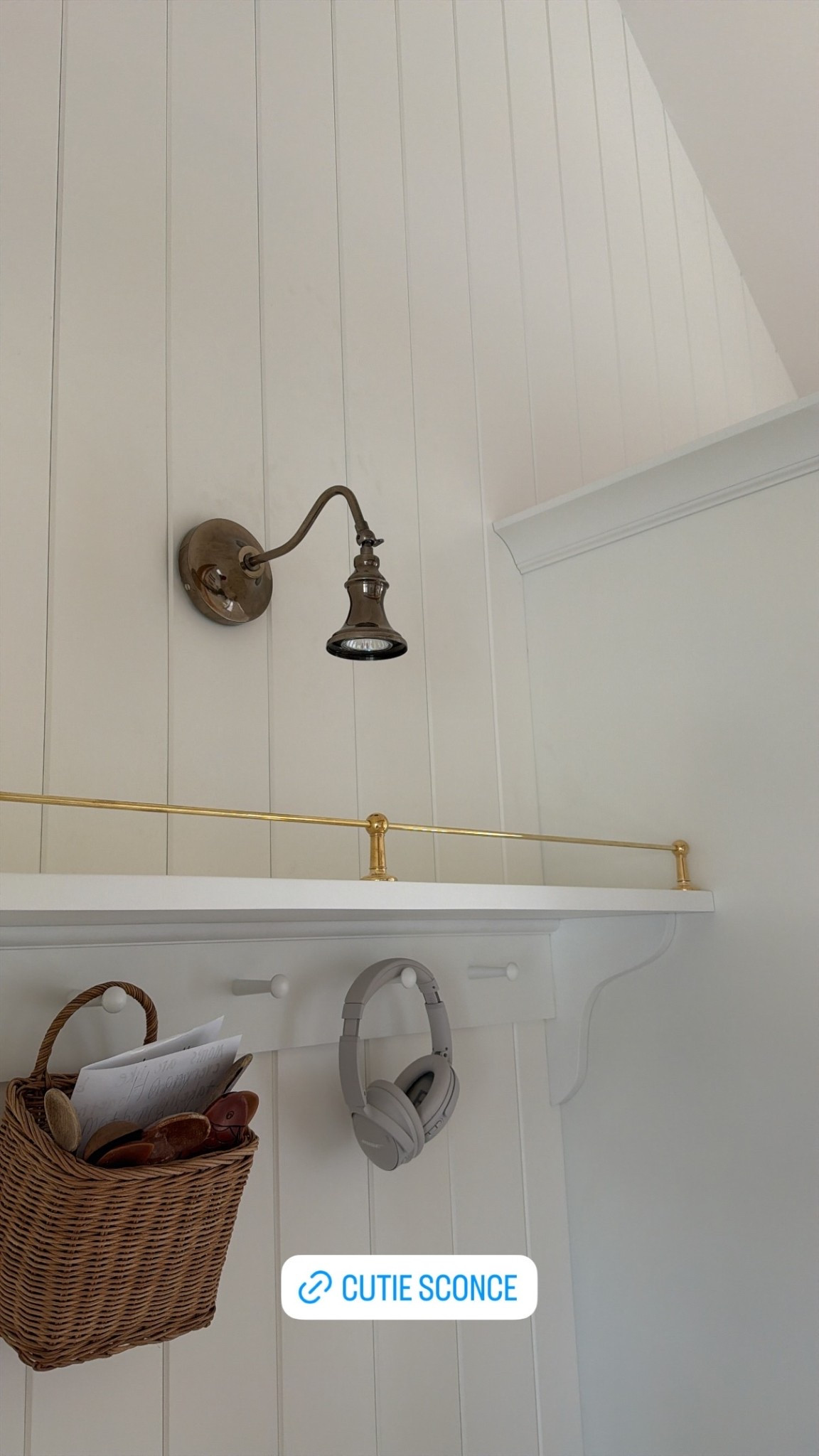Cutie pie burnished silver sconce from Amber Interiors is here!

#LTKdayinmylife #LTKHome