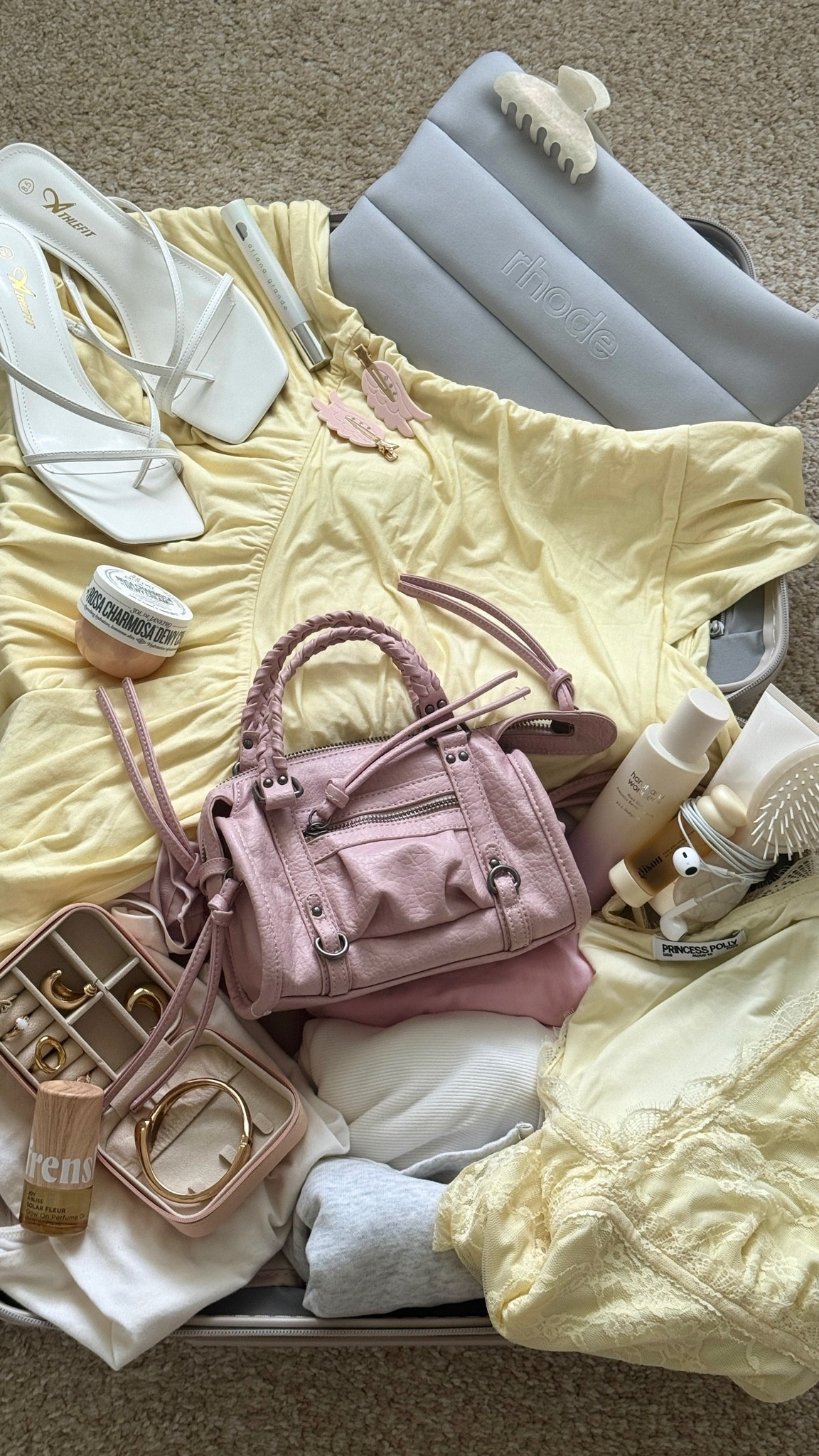 What I’m packing for ARI!! 🎀💞🩰🌟

Yellow dress is @ohpolly 🫶🏻
Purse is Bershka!!

#LTKootd #LTKPetite #LTKTravel