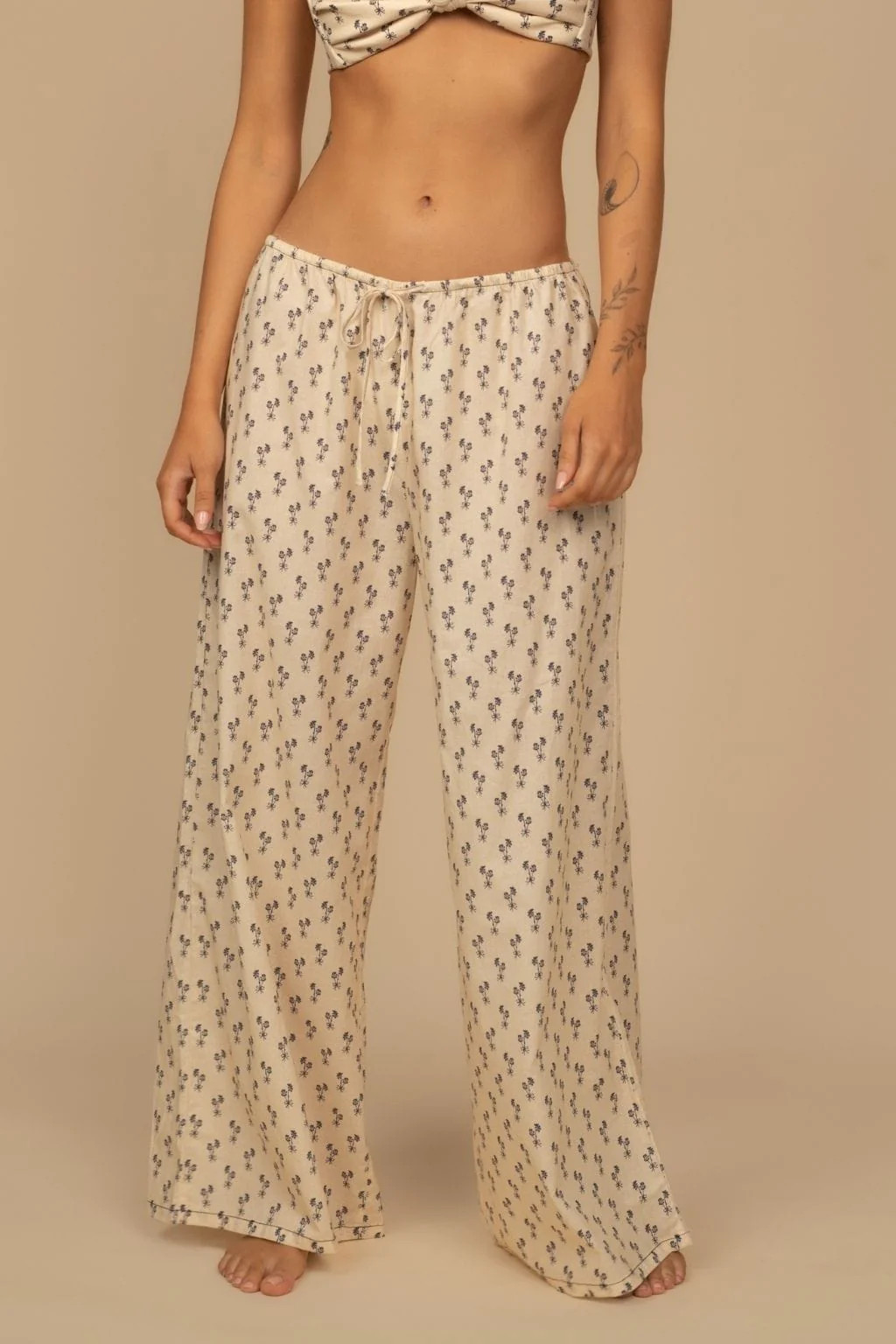 Cynthia Floral Drawstring Wide-Leg Pant | Montce