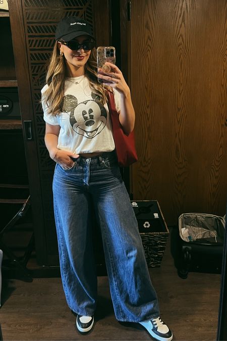 Casual Disney outfit inspo 