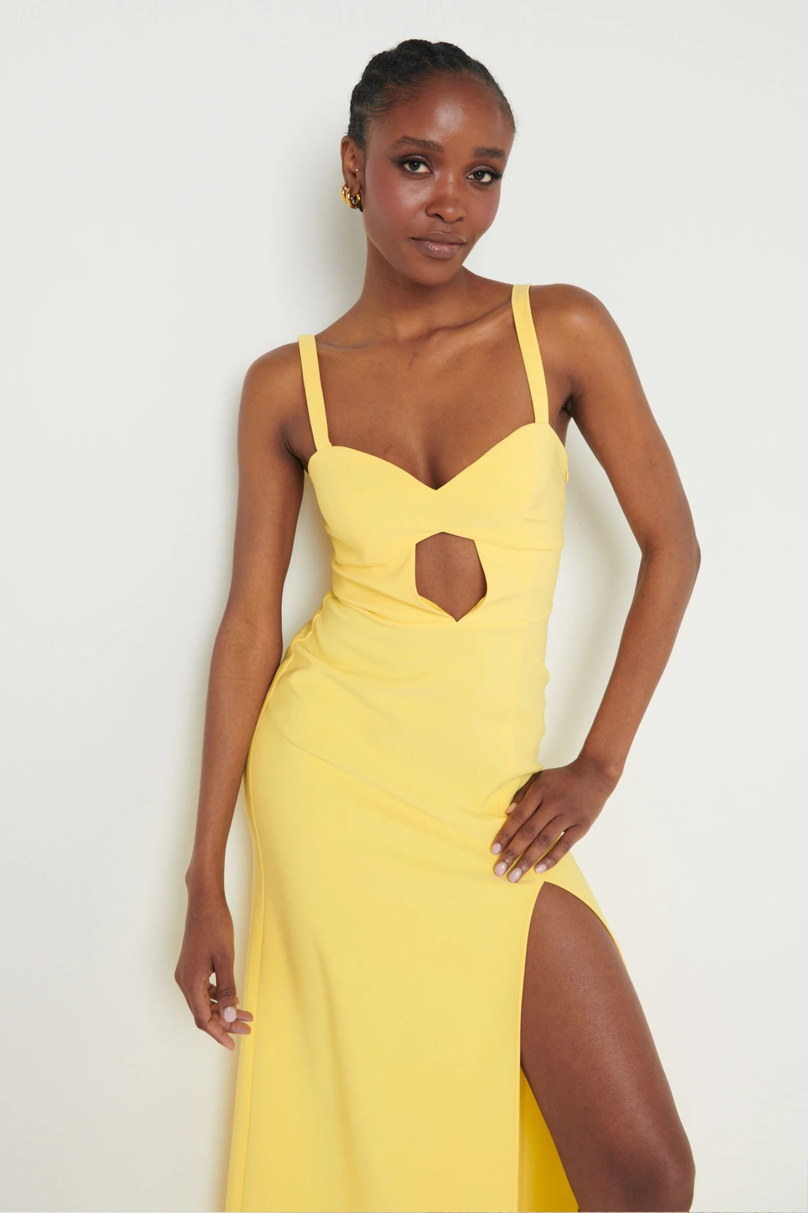 Alice Cut Out Sweetheart Maxi Dress - Lemon | Pretty Lavish (UK)