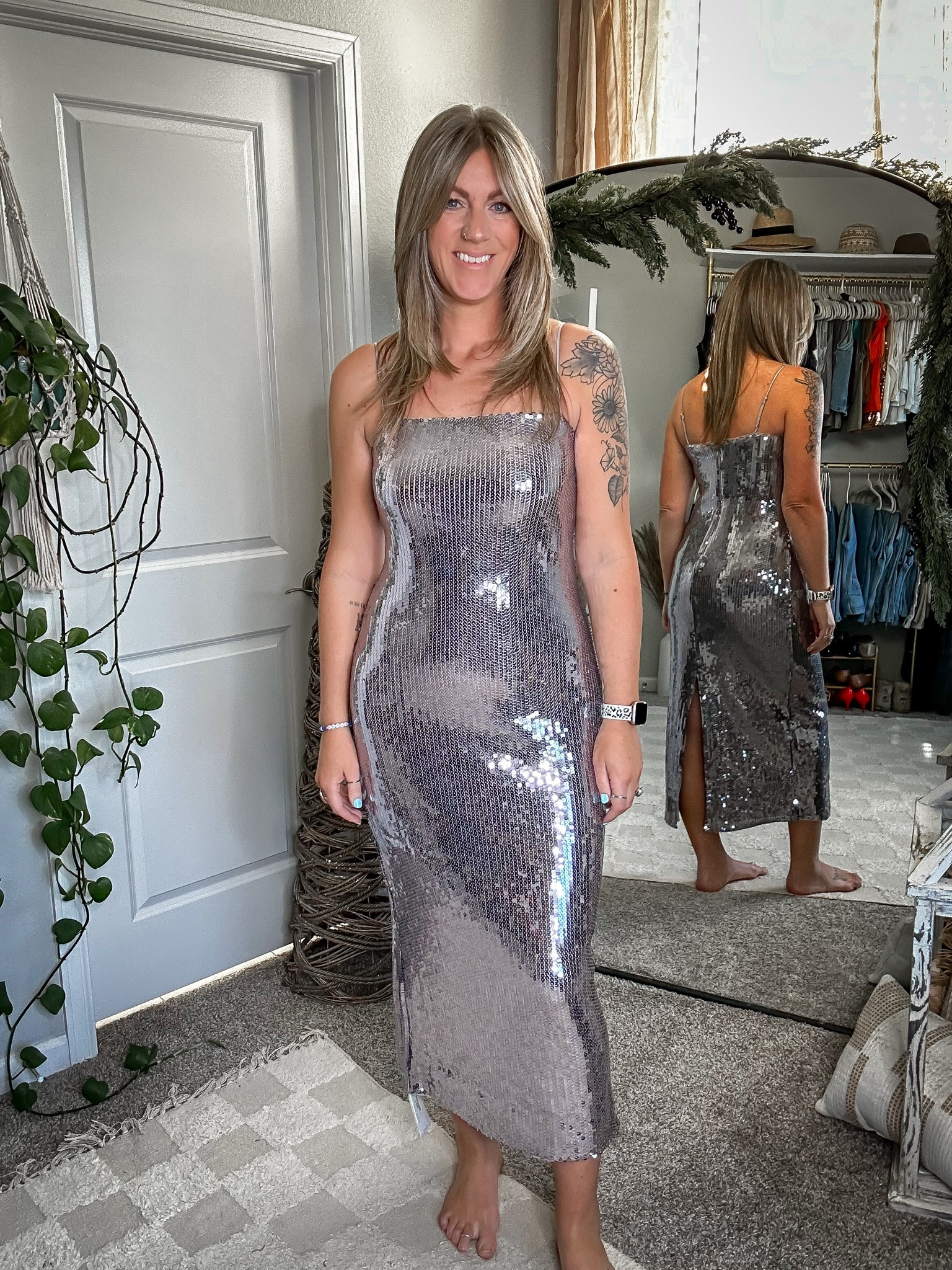 Sequin midi dress - wearing a medium tall, available in more colors


#LTKHoliday #LTKMidsize #LTKParties